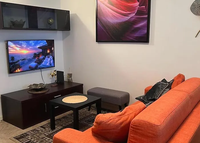 Louis Garda Apartment